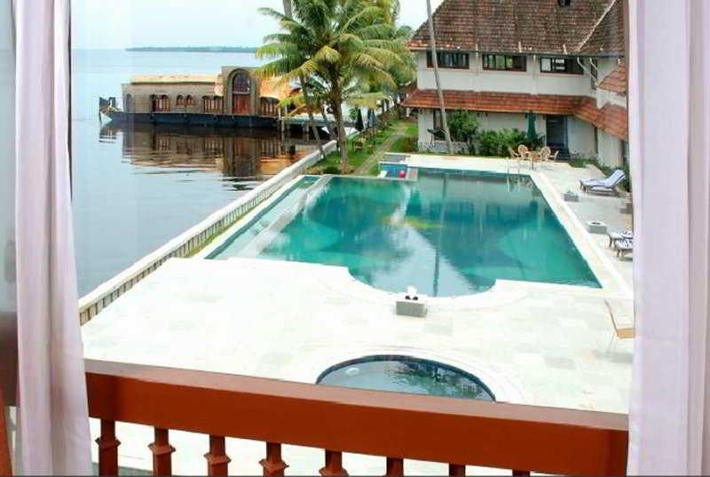 Lemon Tree Vembanad Lake Resort, Kerala Alappuzha Ngoại thất bức ảnh