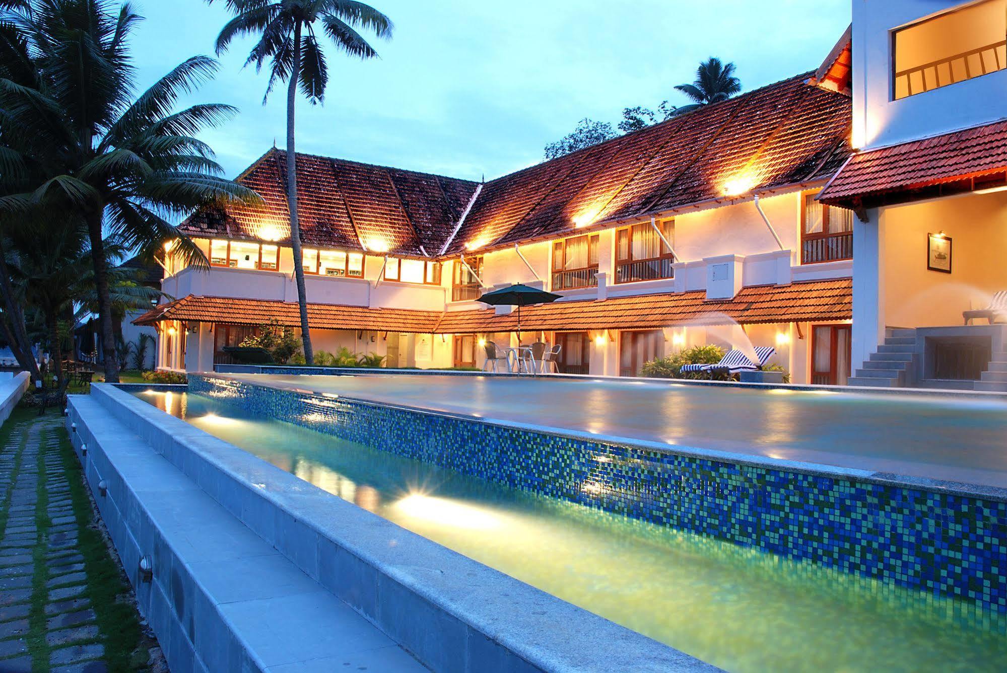 Lemon Tree Vembanad Lake Resort, Kerala Alappuzha Ngoại thất bức ảnh