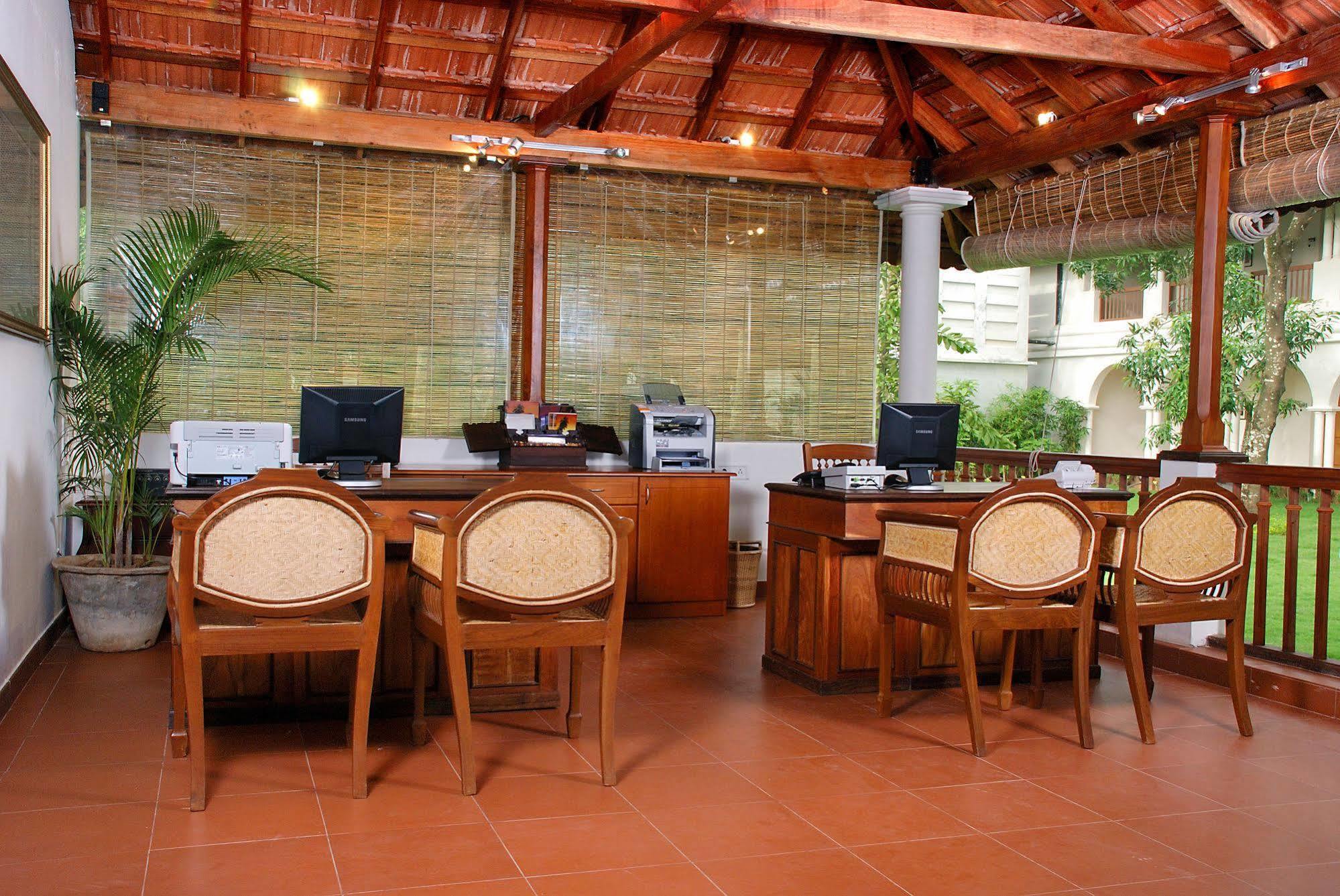 Lemon Tree Vembanad Lake Resort, Kerala Alappuzha Ngoại thất bức ảnh