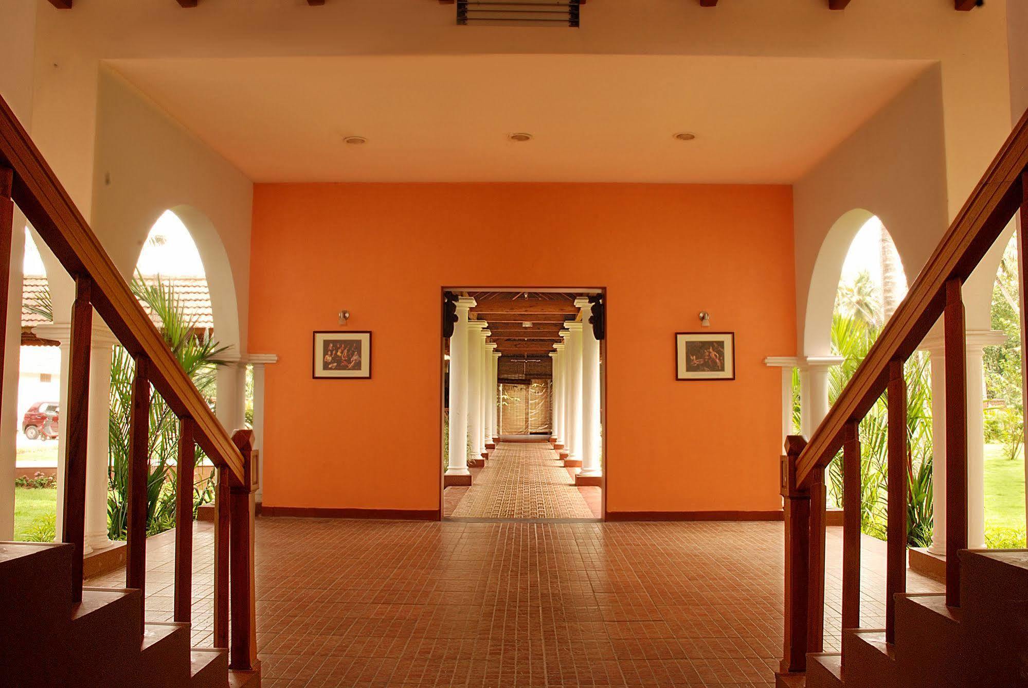 Lemon Tree Vembanad Lake Resort, Kerala Alappuzha Ngoại thất bức ảnh