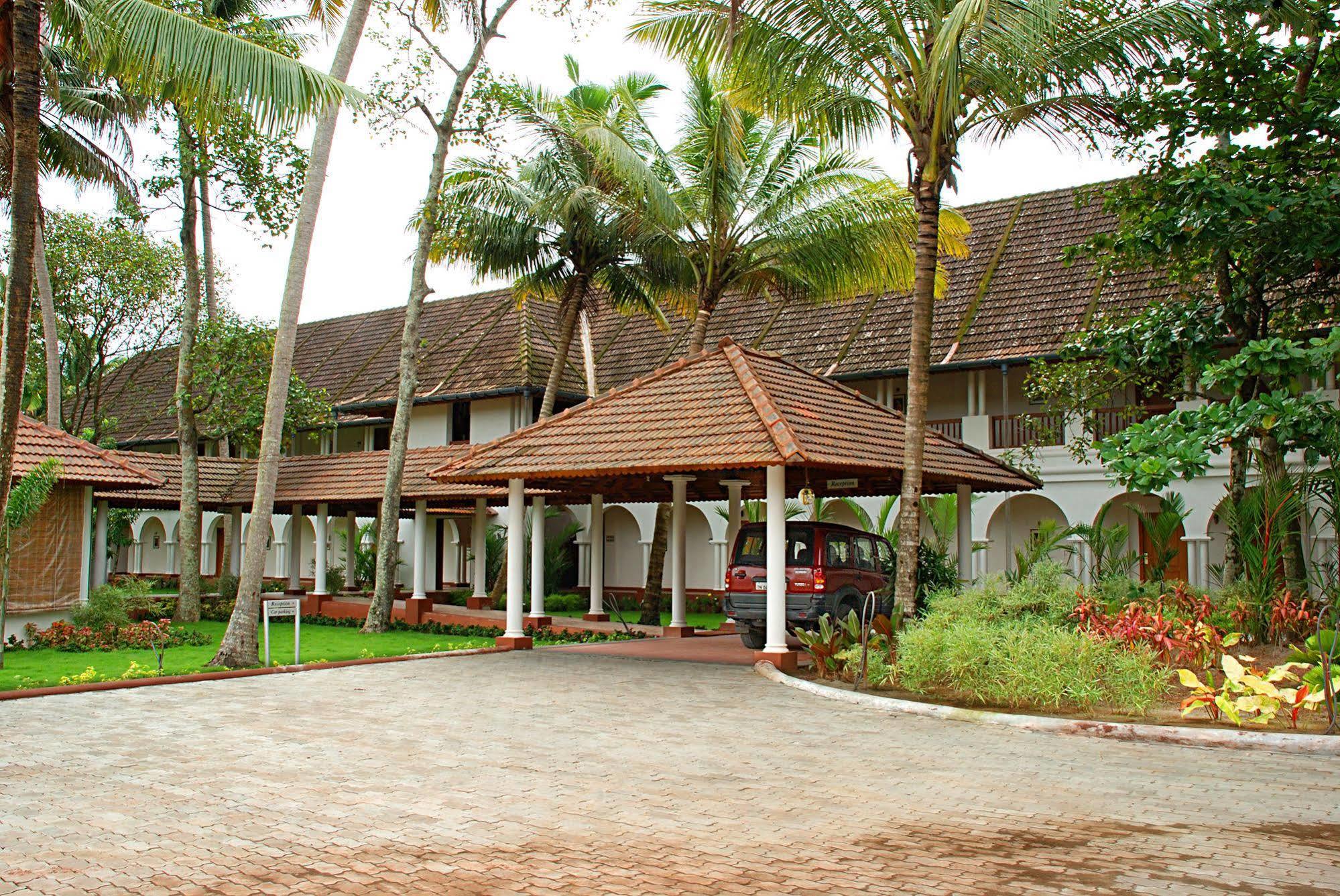 Lemon Tree Vembanad Lake Resort, Kerala Alappuzha Ngoại thất bức ảnh